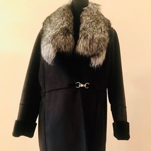 Vera WANG Faux suede jacket 🧥 Size L